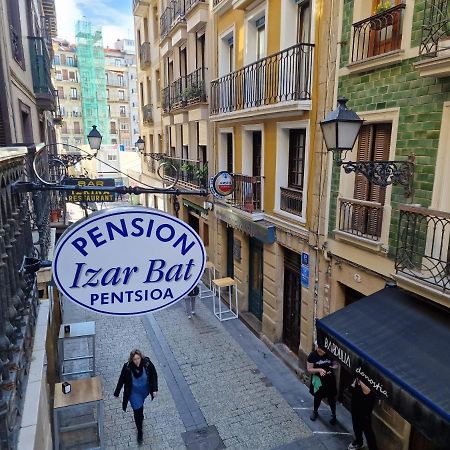 Pension Izar Bat Guesthouse San Sebastian Buitenkant foto