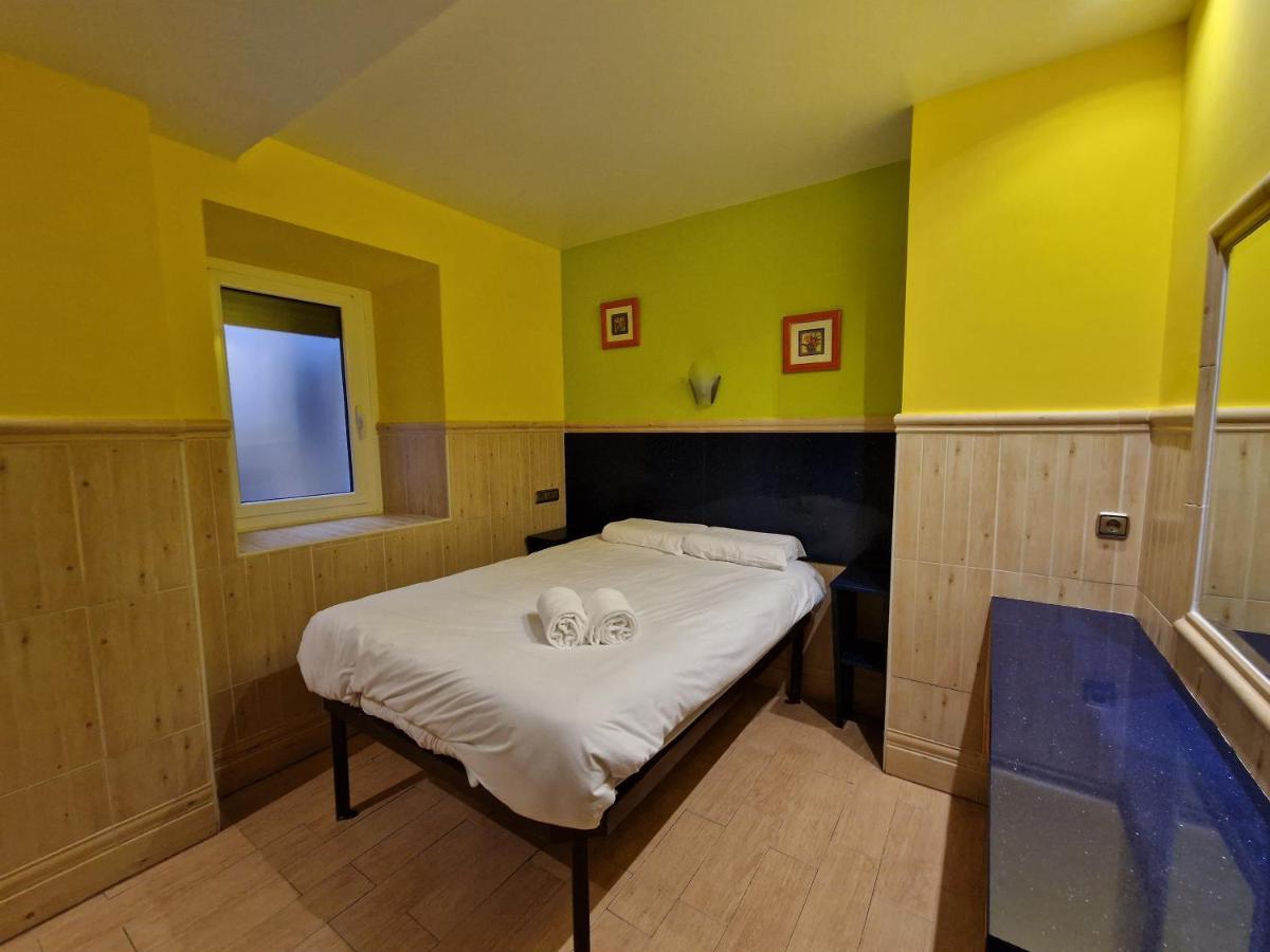 Pension Izar Bat Guesthouse San Sebastian Buitenkant foto