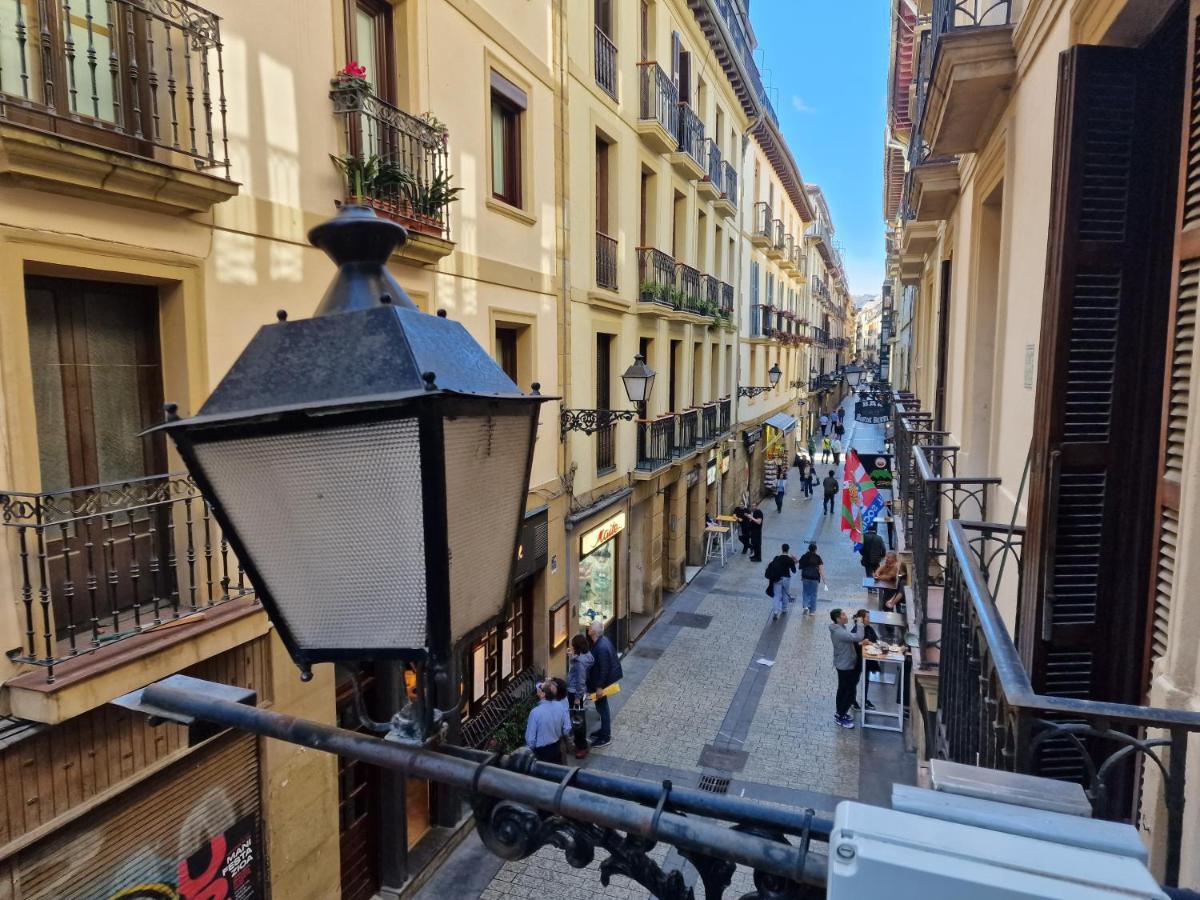 Pension Izar Bat Guesthouse San Sebastian Buitenkant foto
