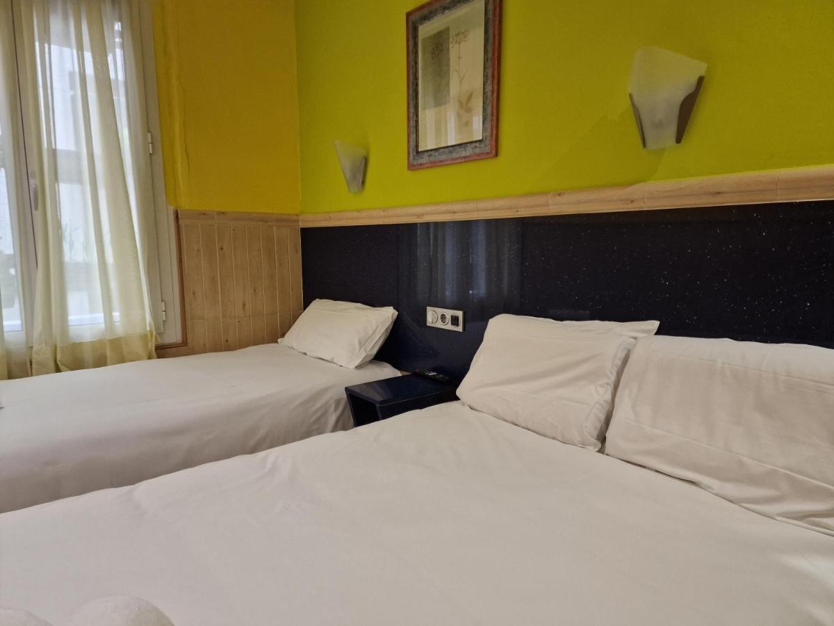 Pension Izar Bat Guesthouse San Sebastian Buitenkant foto