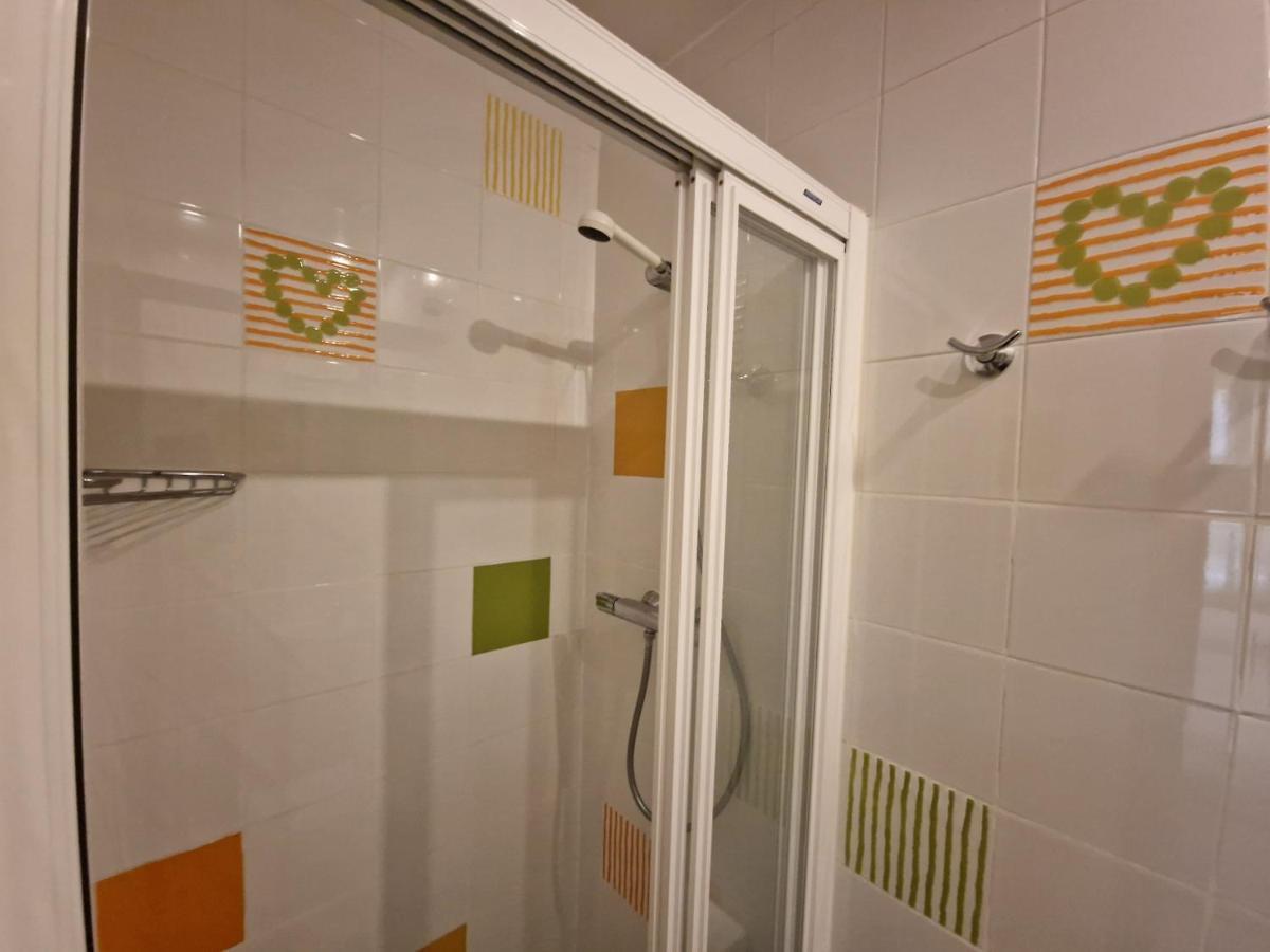 Pension Izar Bat Guesthouse San Sebastian Buitenkant foto