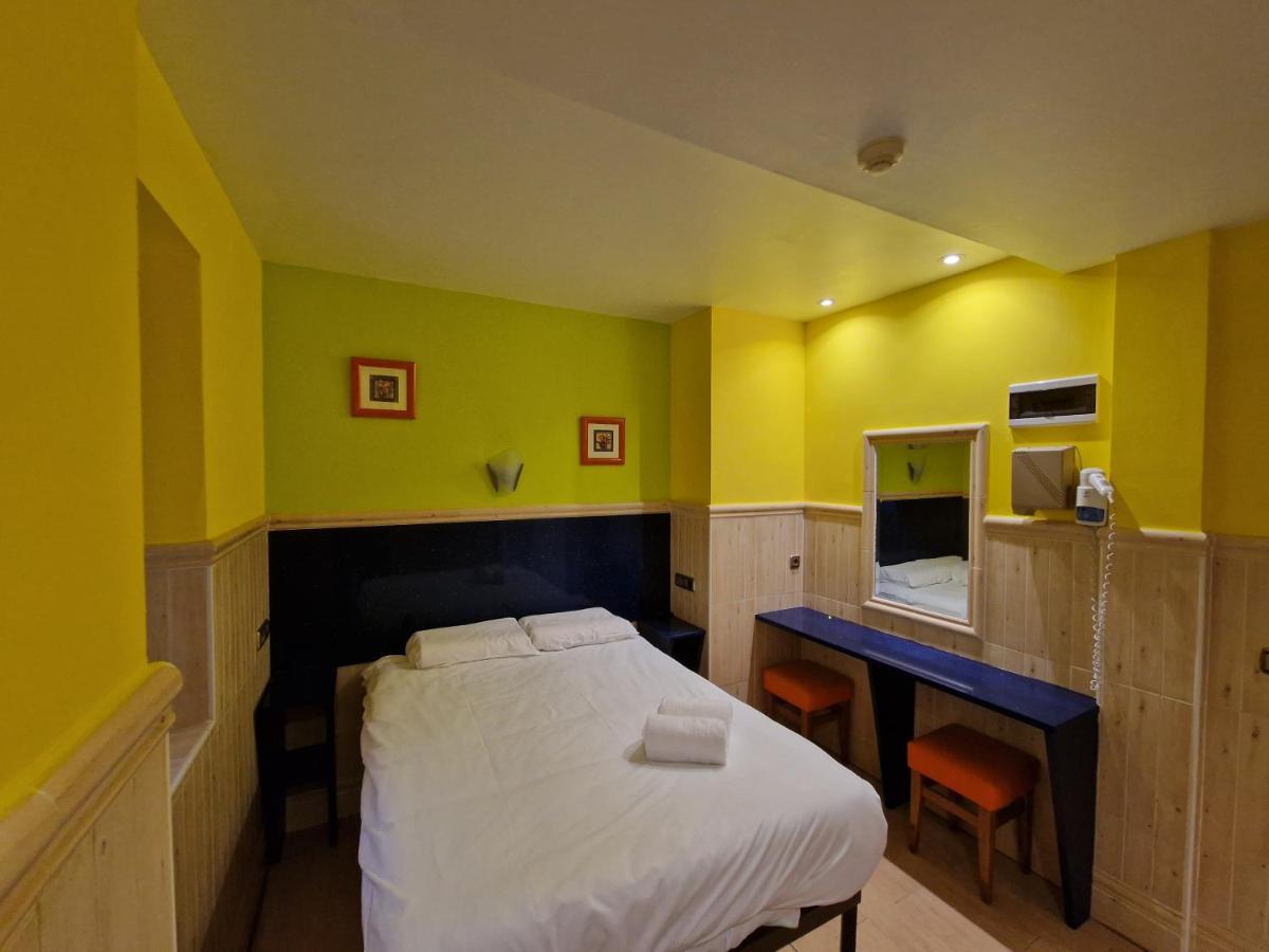 Pension Izar Bat Guesthouse San Sebastian Buitenkant foto