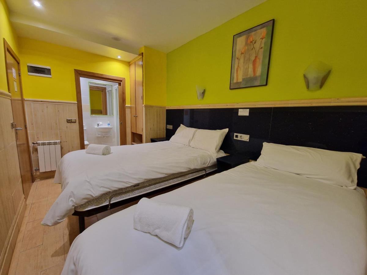 Pension Izar Bat Guesthouse San Sebastian Buitenkant foto