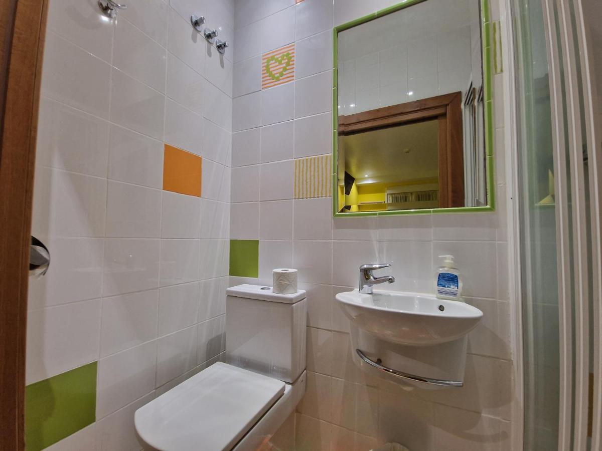 Pension Izar Bat Guesthouse San Sebastian Buitenkant foto