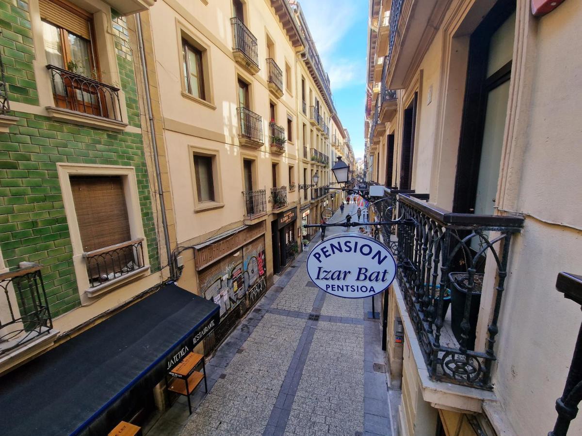 Pension Izar Bat Guesthouse San Sebastian Buitenkant foto