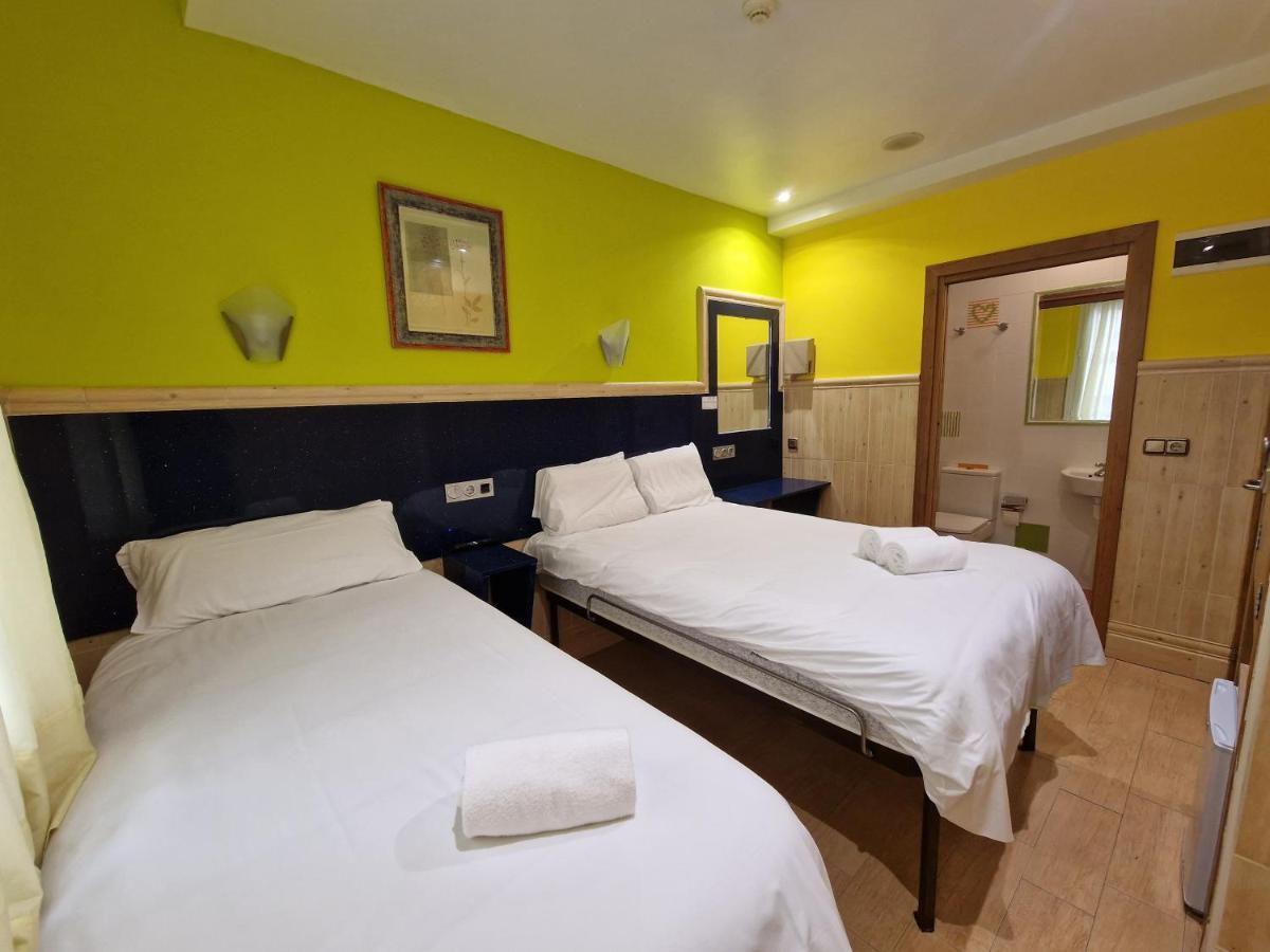 Pension Izar Bat Guesthouse San Sebastian Buitenkant foto