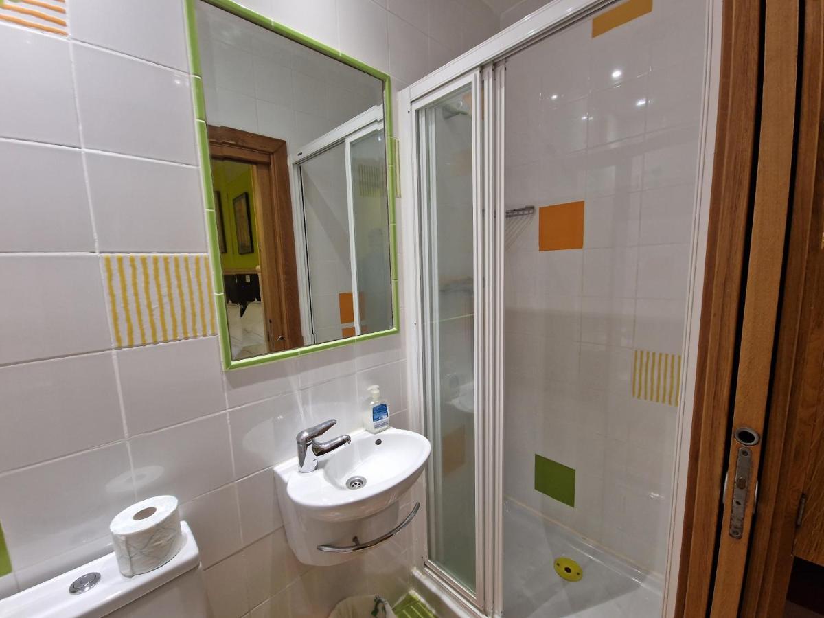 Pension Izar Bat Guesthouse San Sebastian Buitenkant foto