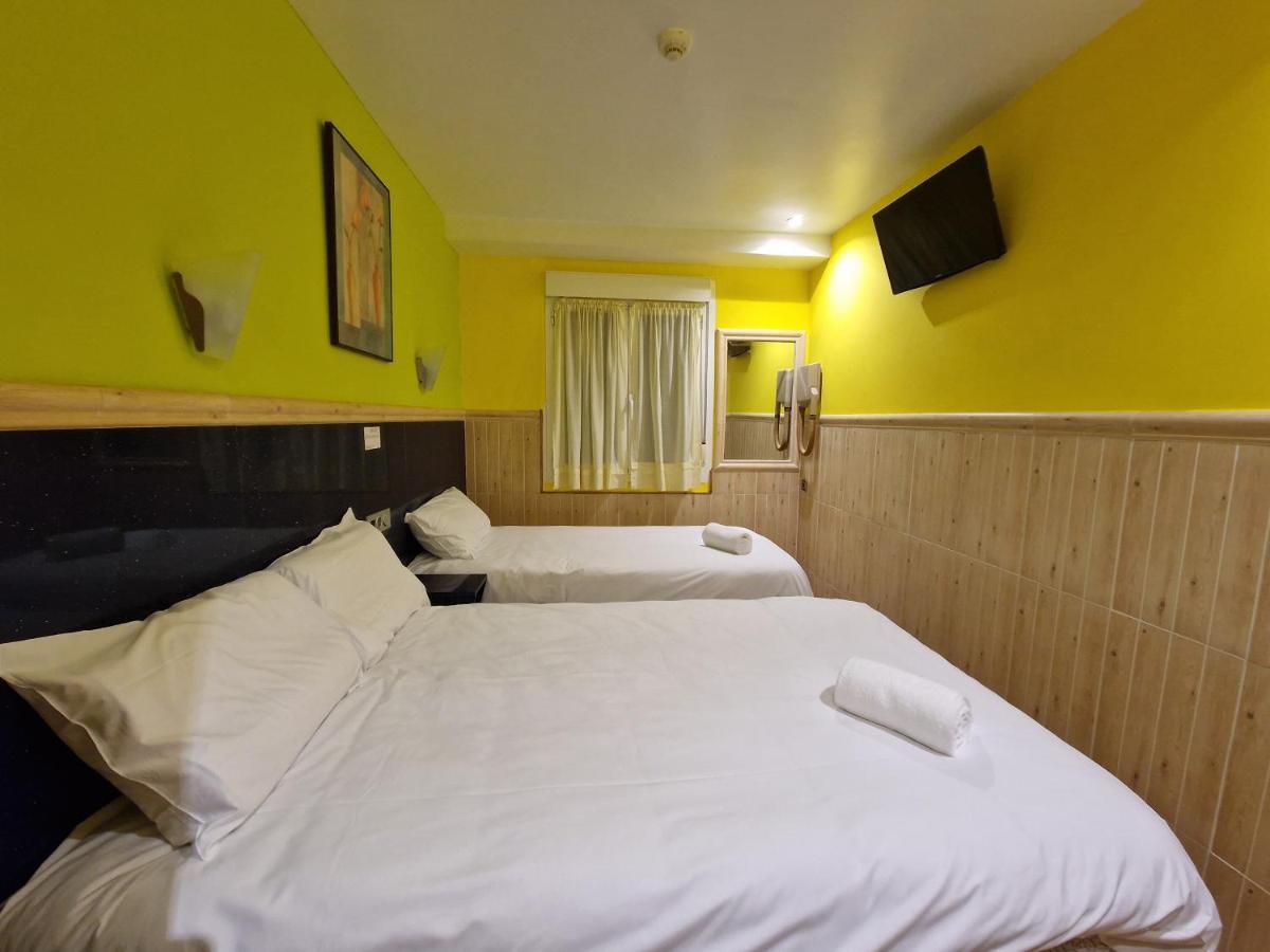 Pension Izar Bat Guesthouse San Sebastian Buitenkant foto