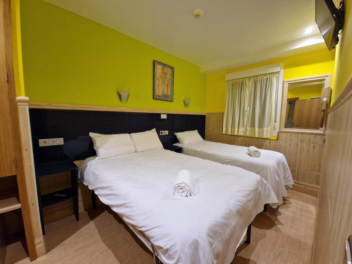 Pension Izar Bat Guesthouse San Sebastian Buitenkant foto