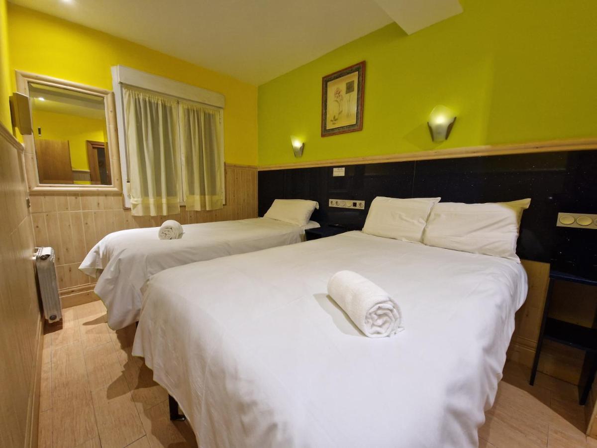 Pension Izar Bat Guesthouse San Sebastian Buitenkant foto